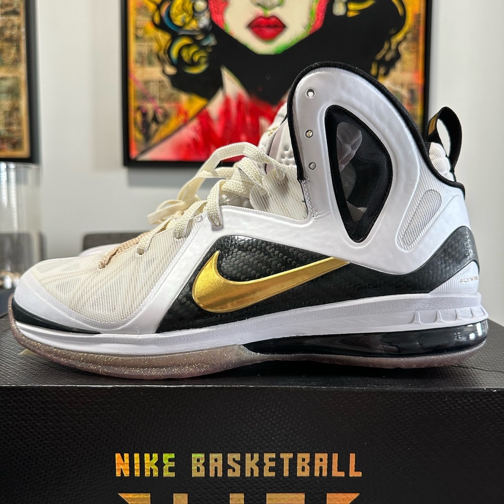 Men’s LeBron 9 P.S. Elite (Home) 2012 - Size 10